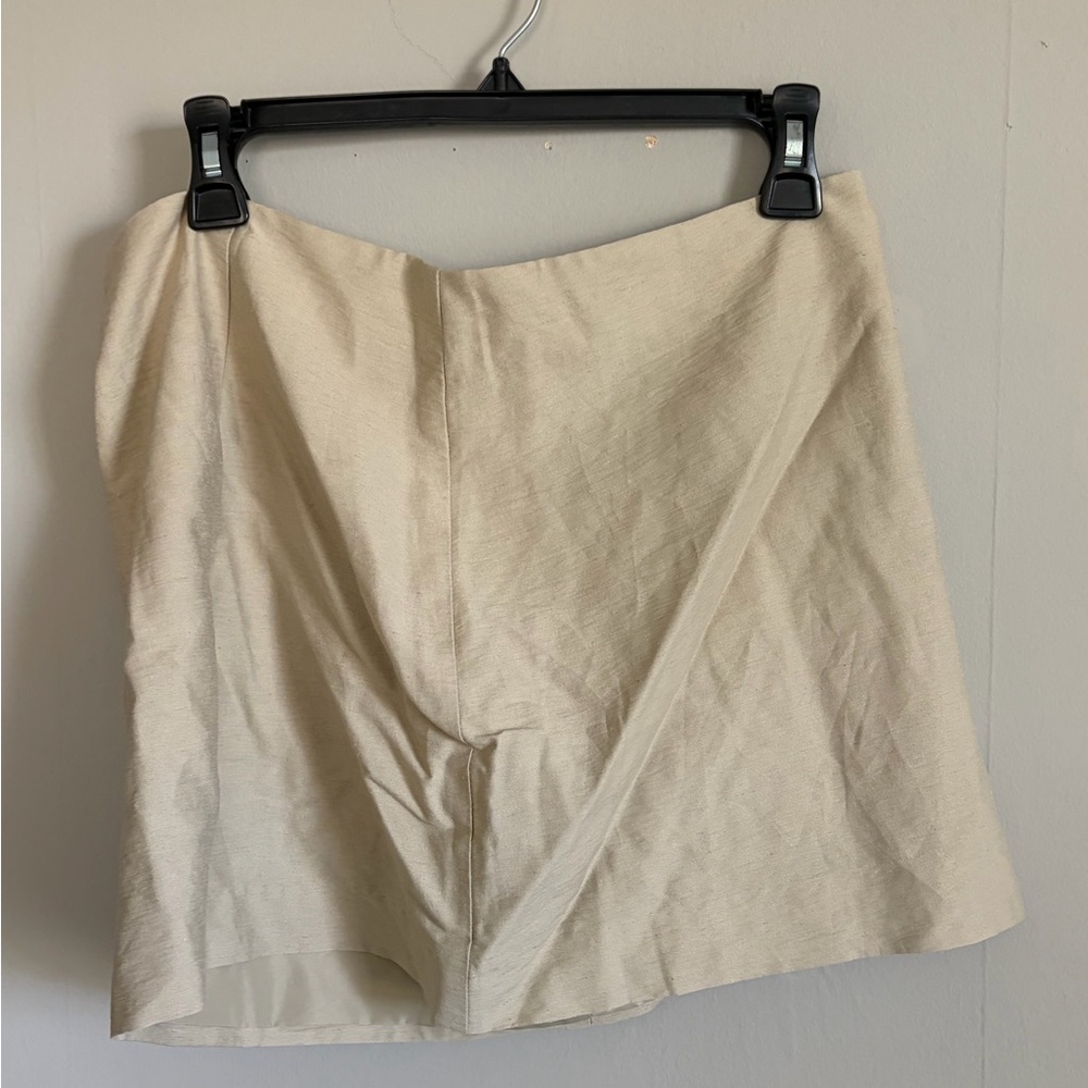 H&M Cream Mini Skirt